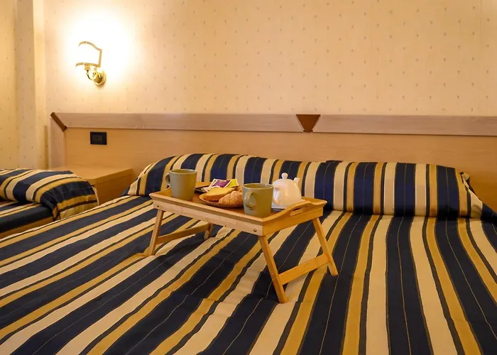 Torre Di Pratolungo 3* Roma
