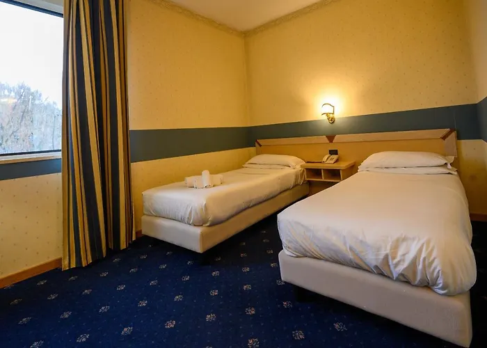 Torre Di Pratolungo 3* Roma